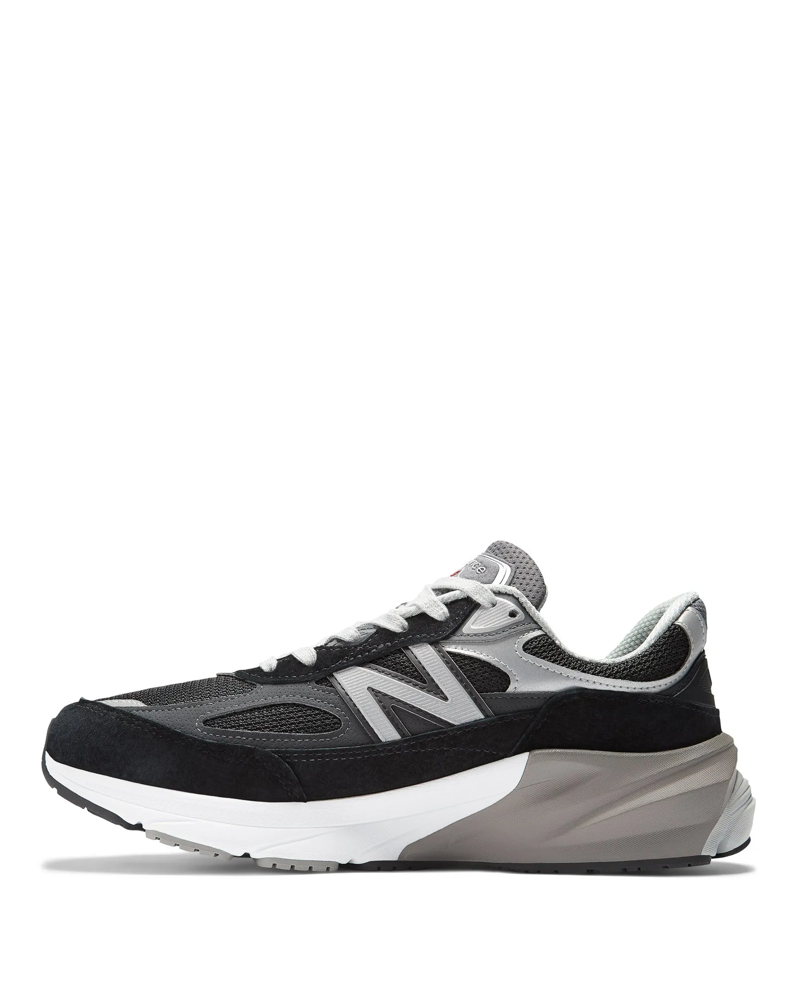 990V6 Sneakers