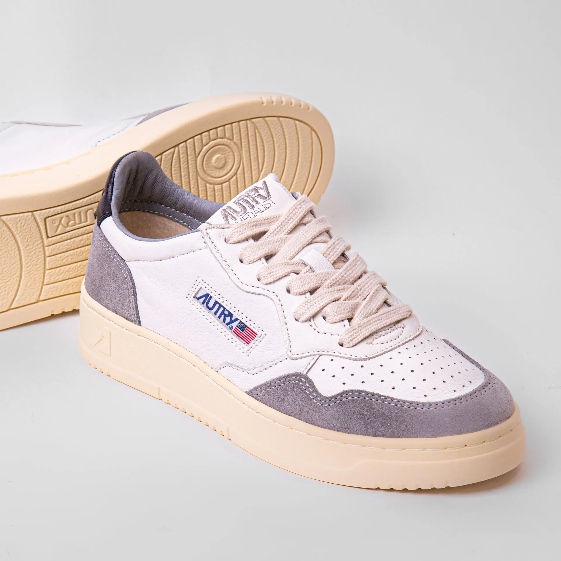 AUTRY SNEAKERS MEDALIST LOW AULW-GS 23