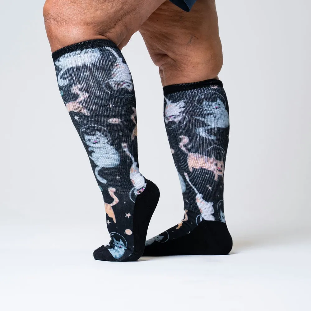 Cosmic Kitties Non-Binding Diabetic Socks