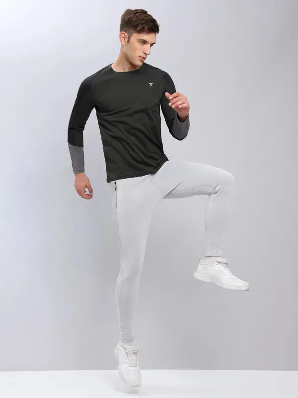 Men Colorblock Slim Fit Crew Neck T-shirt with TECHNO COOL 