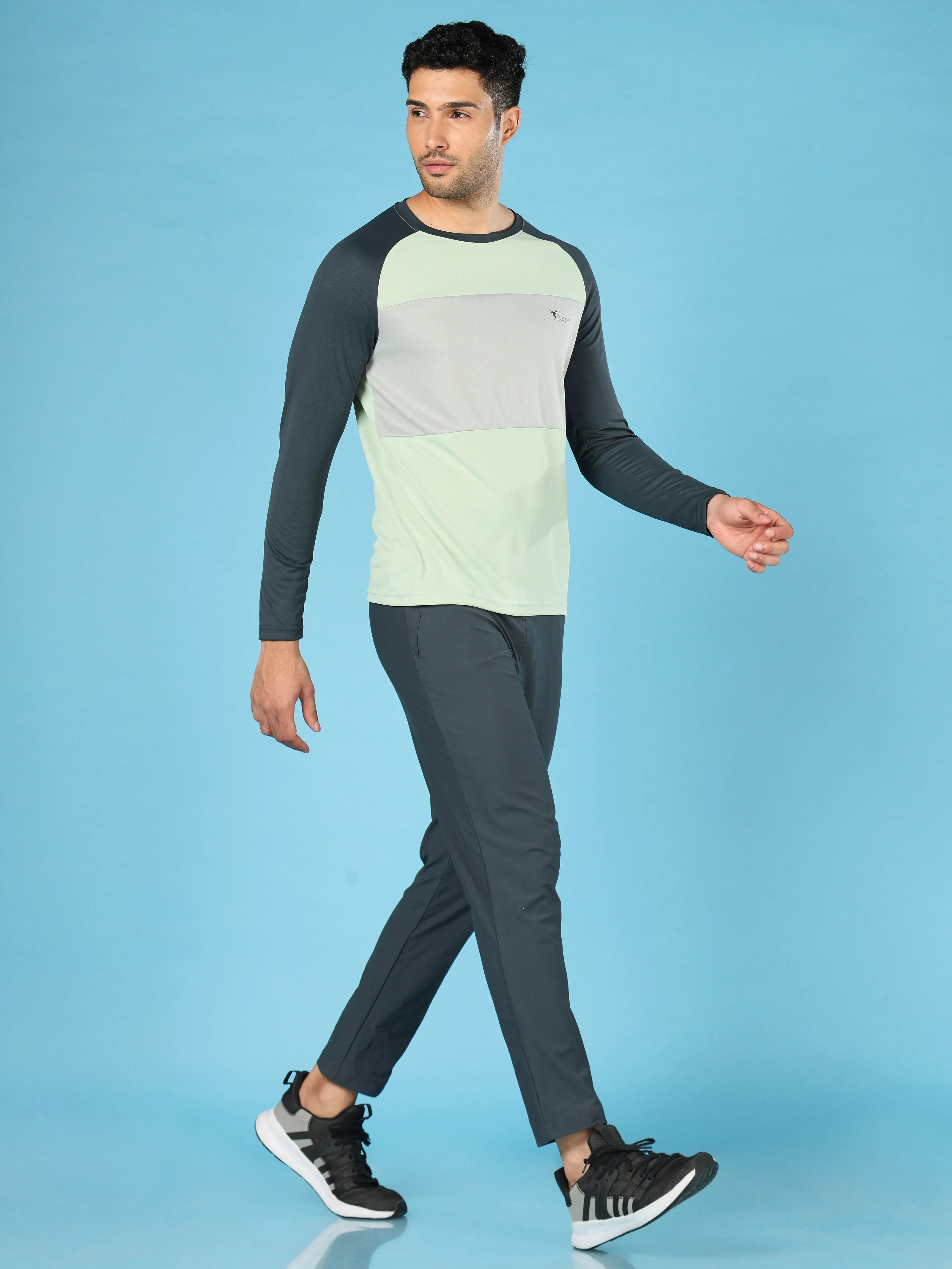 Men Colorblock Slim Fit Crew Neck T-shirt with TECHNO COOL 