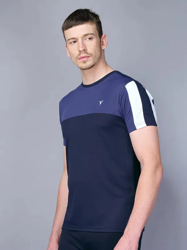 Men Colorblock Slim Fit Crew Neck T-shirt with TECHNO COOL