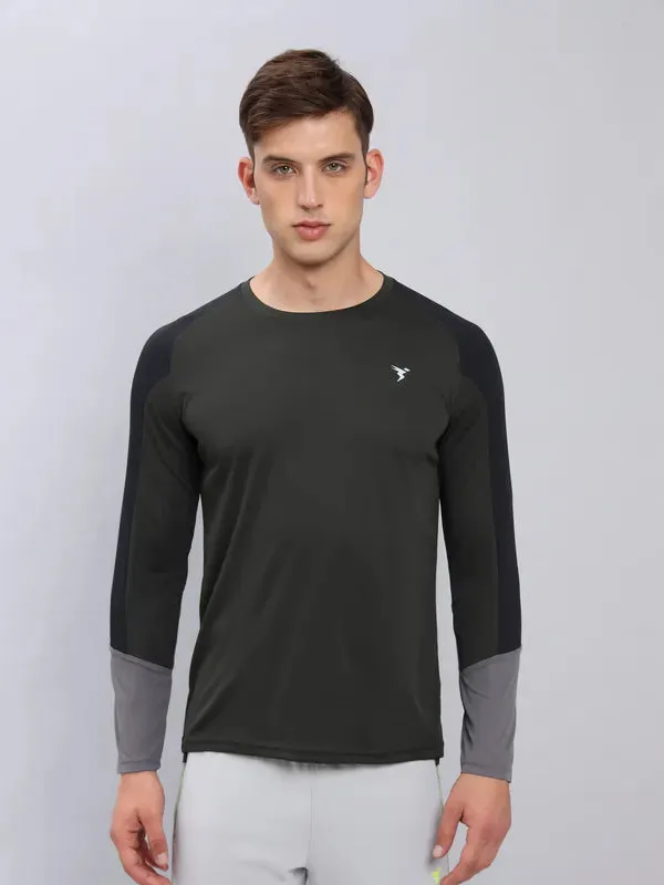 Men Colorblock Slim Fit Crew Neck T-shirt with TECHNO COOL 