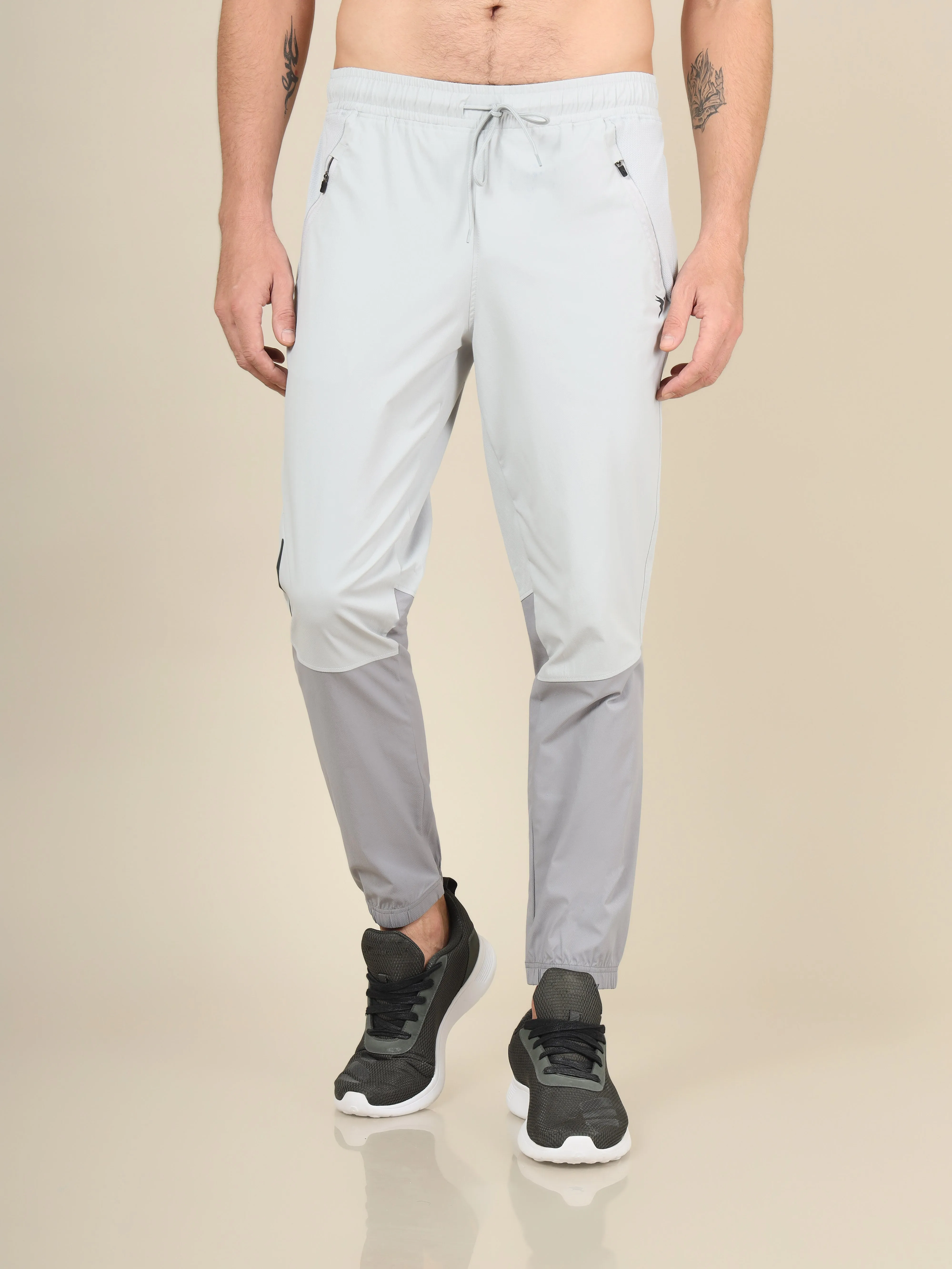 Men Colorblock Slim Fit Joggers with TECHNOLITE STRETCH