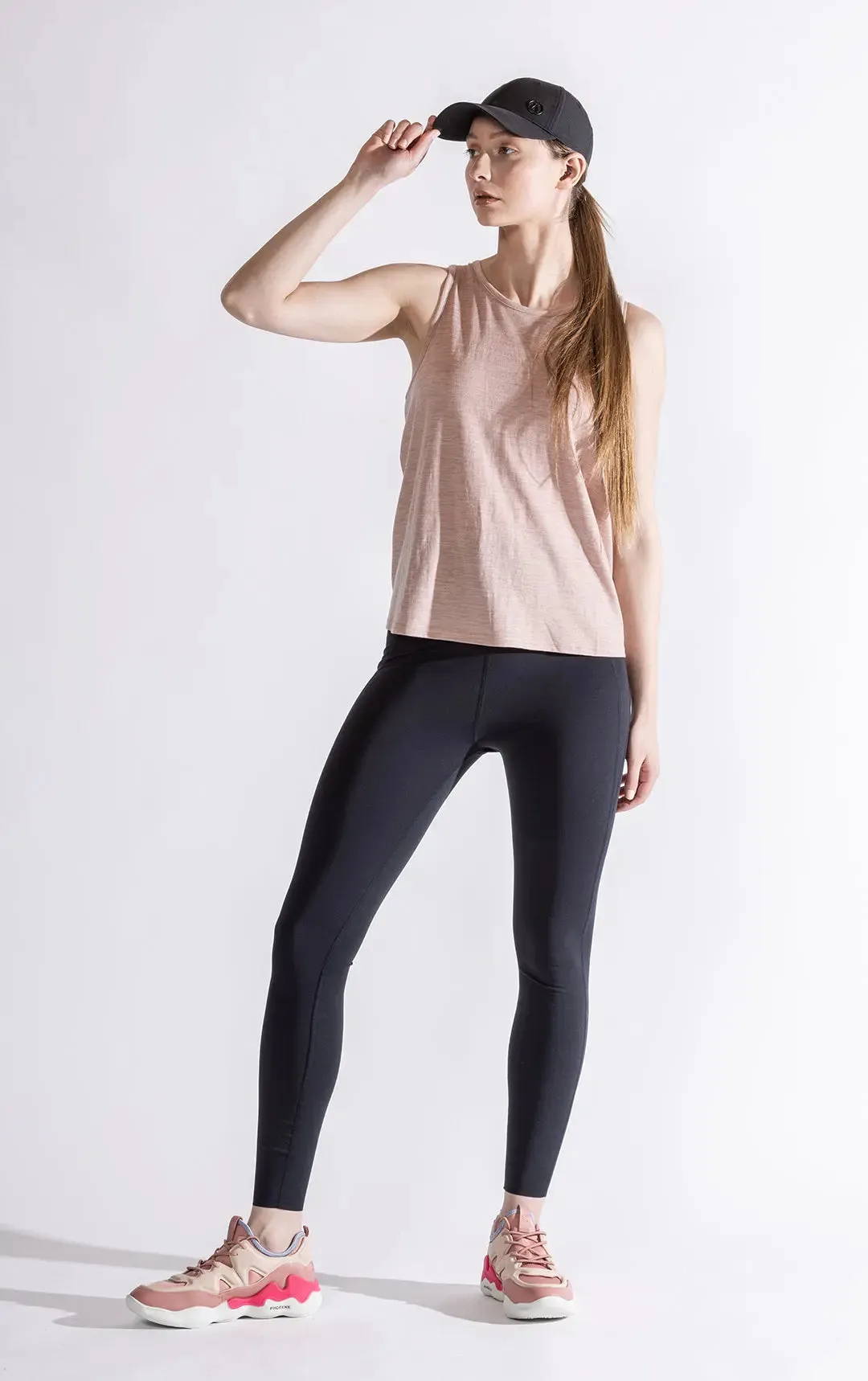 PERFORMANCE LEGGING - CLEARANCE